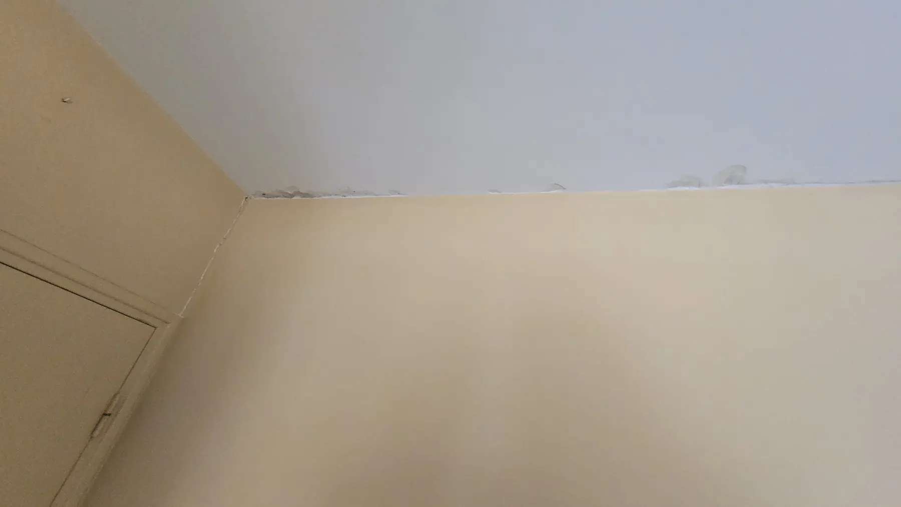 Int&eacute;rieur &mdash; r&eacute;alisation 27
