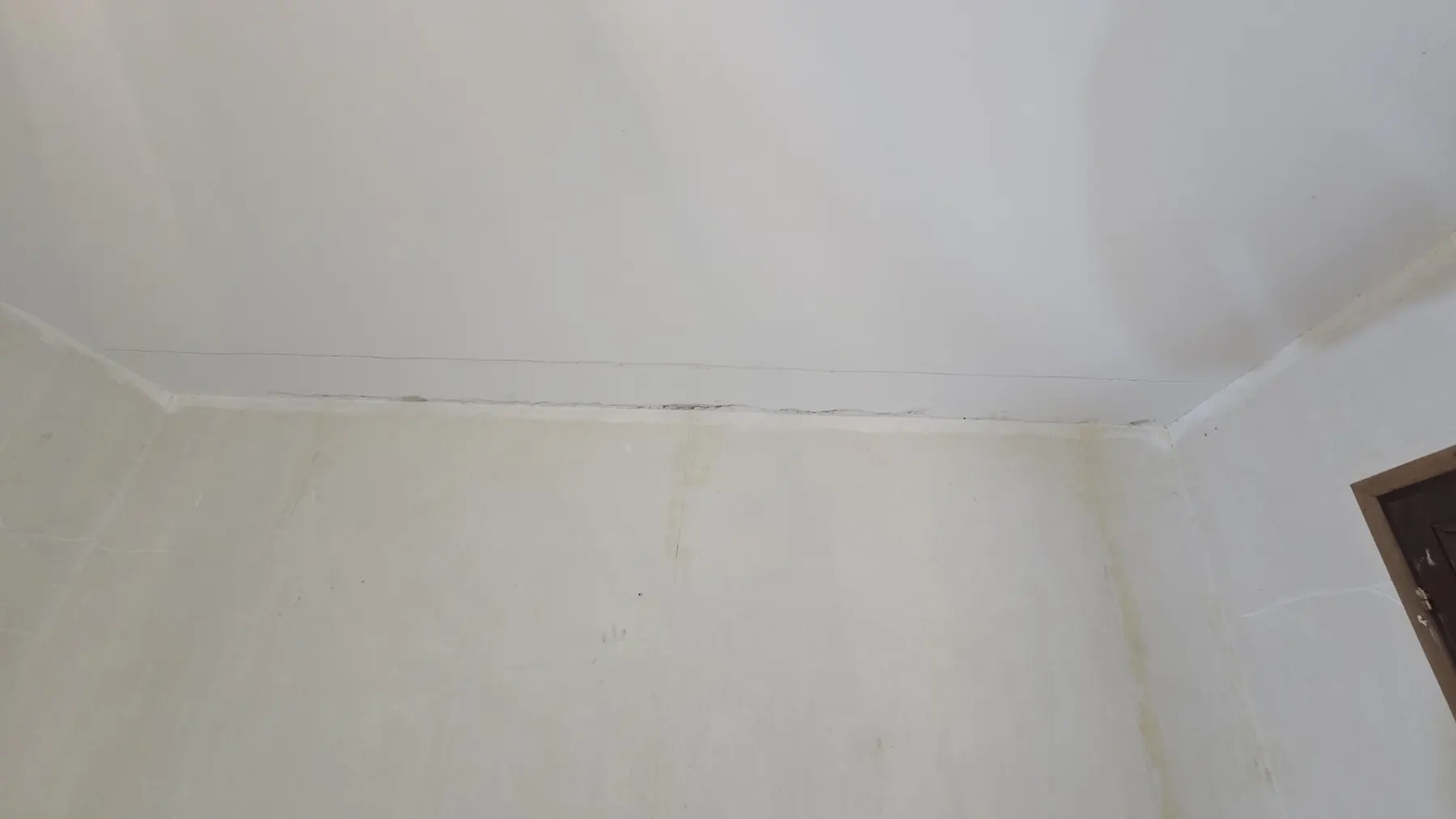 Int&eacute;rieur &mdash; r&eacute;alisation 32