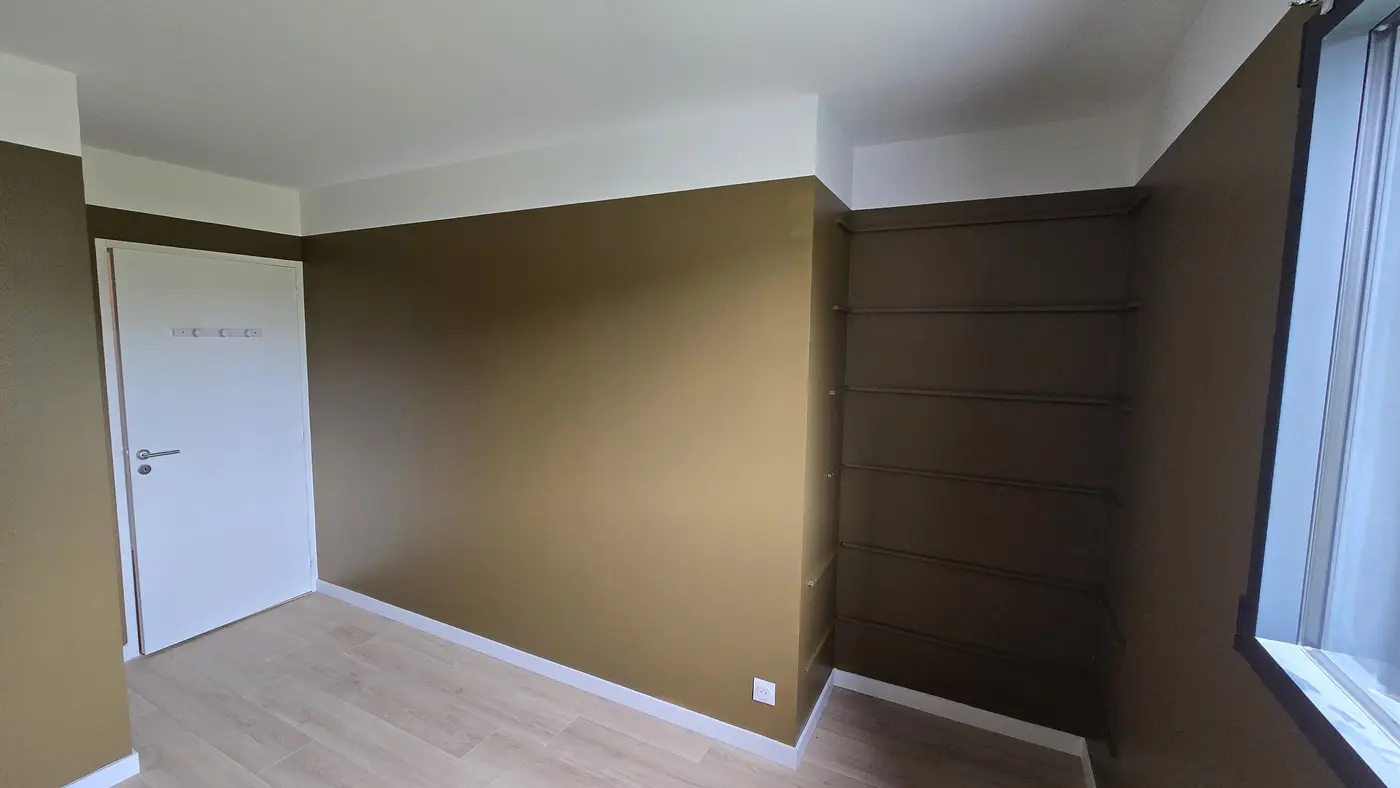 Int&eacute;rieur &mdash; r&eacute;alisation 87